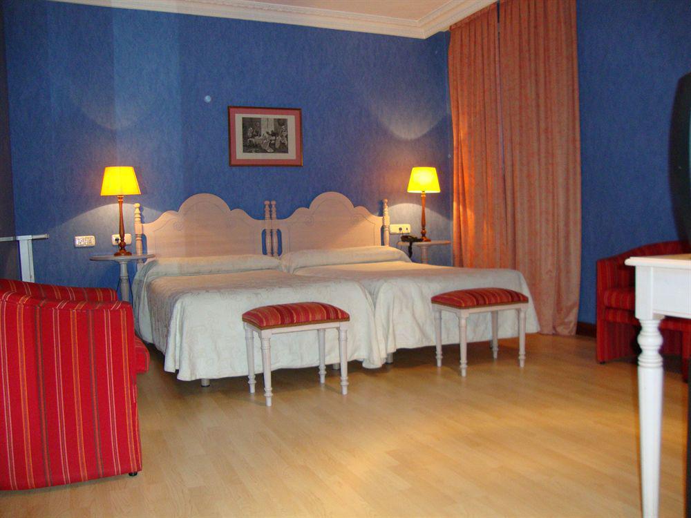 Hotel San Camilo Наварете Екстериор снимка